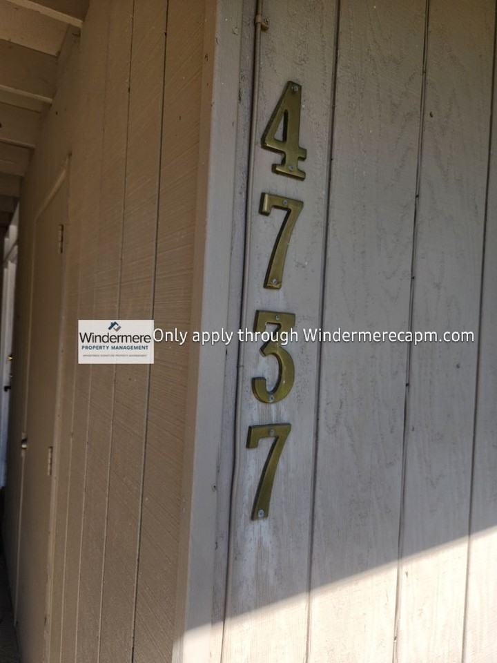 4737 Clothier Way - Photo 4 of 31