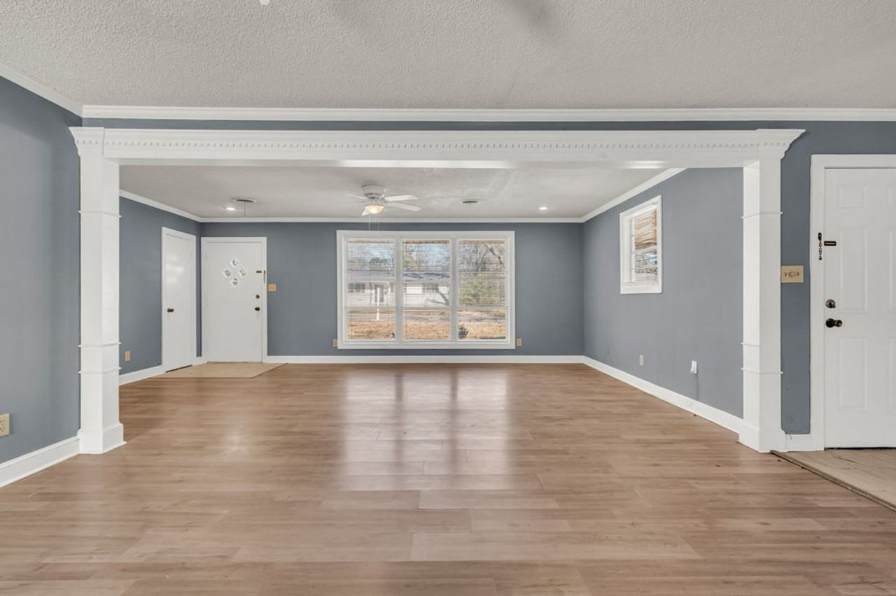 2303 Lafayette St - Photo 5 of 19