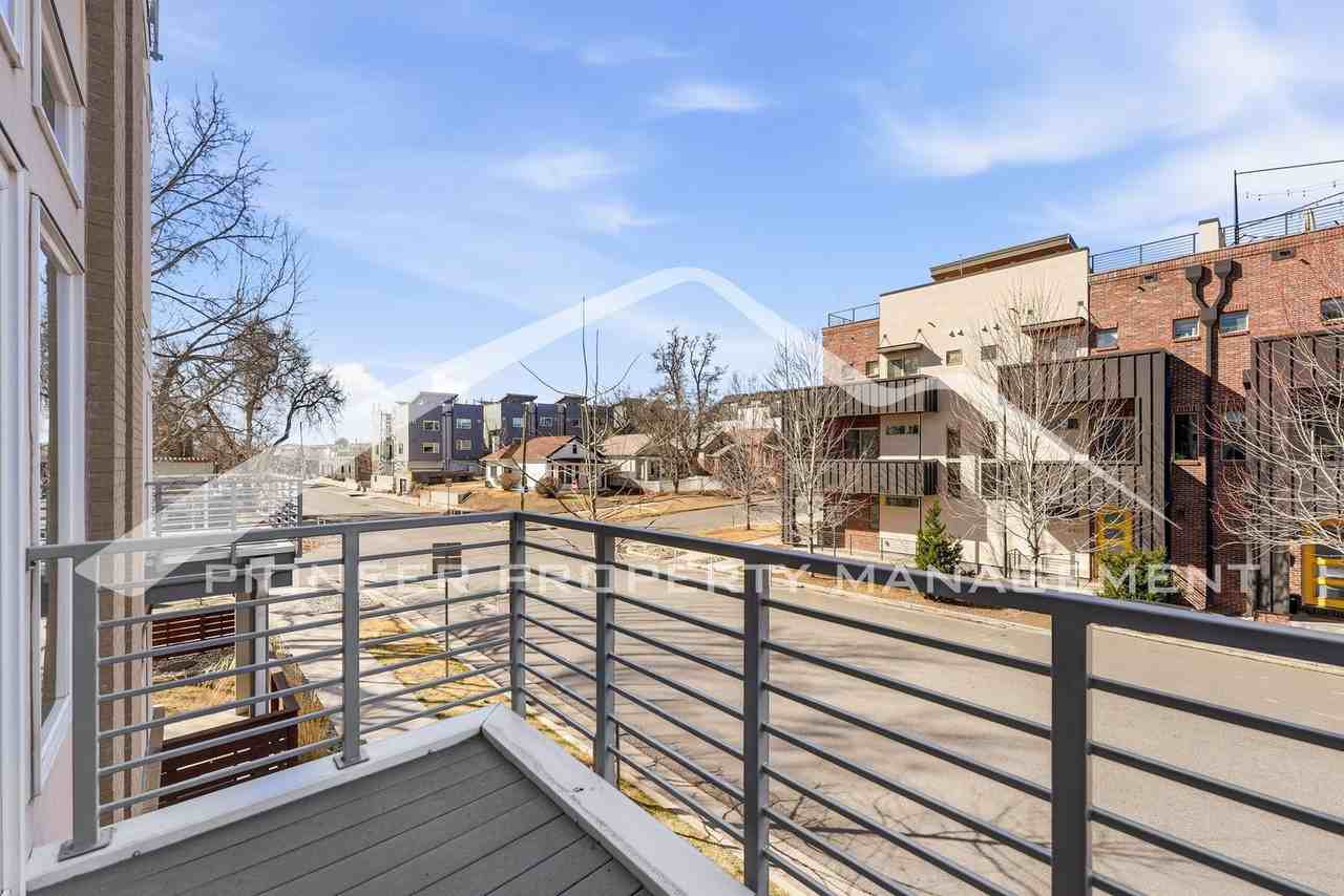 2410 Eliot St - Photo 6 of 22