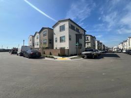 featured image of 2536 Stage St