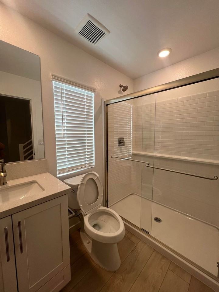 2536 Stage St - Photo 6 of 26