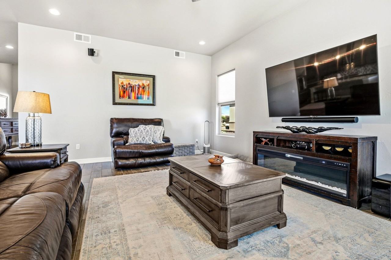 3458 Tesuque Dr - Photo 6 of 43