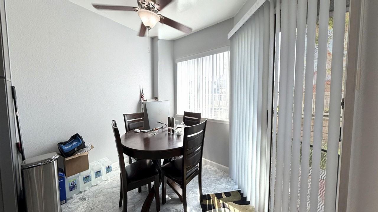 831 Carlton Privado - Photo 7 of 19