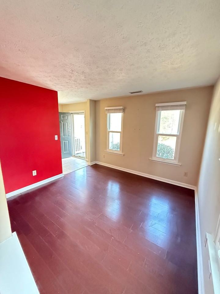 3944 Longhill Station Rd - Photo 2 of 25