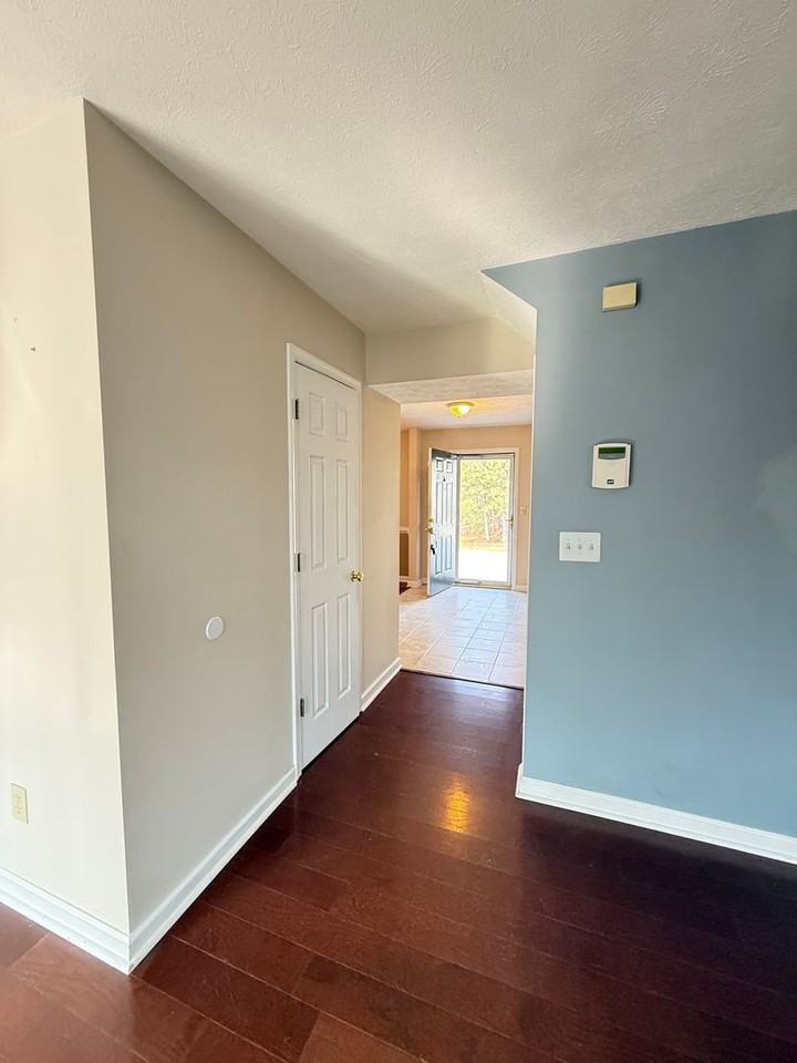 3944 Longhill Station Rd - Photo 4 of 25