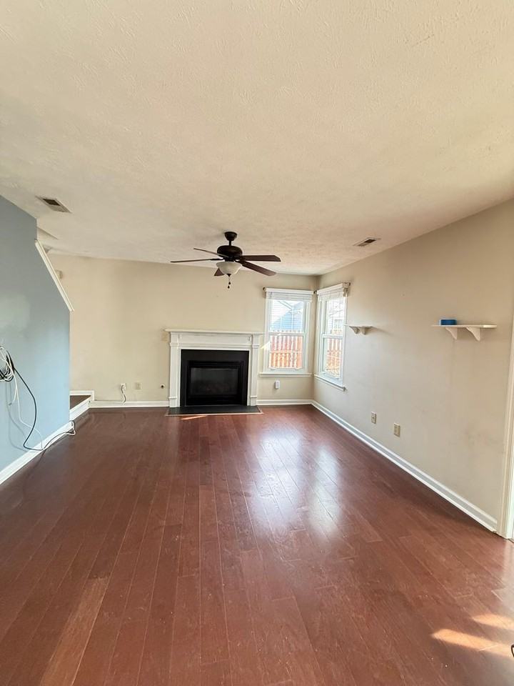 3944 Longhill Station Rd - Photo 6 of 25