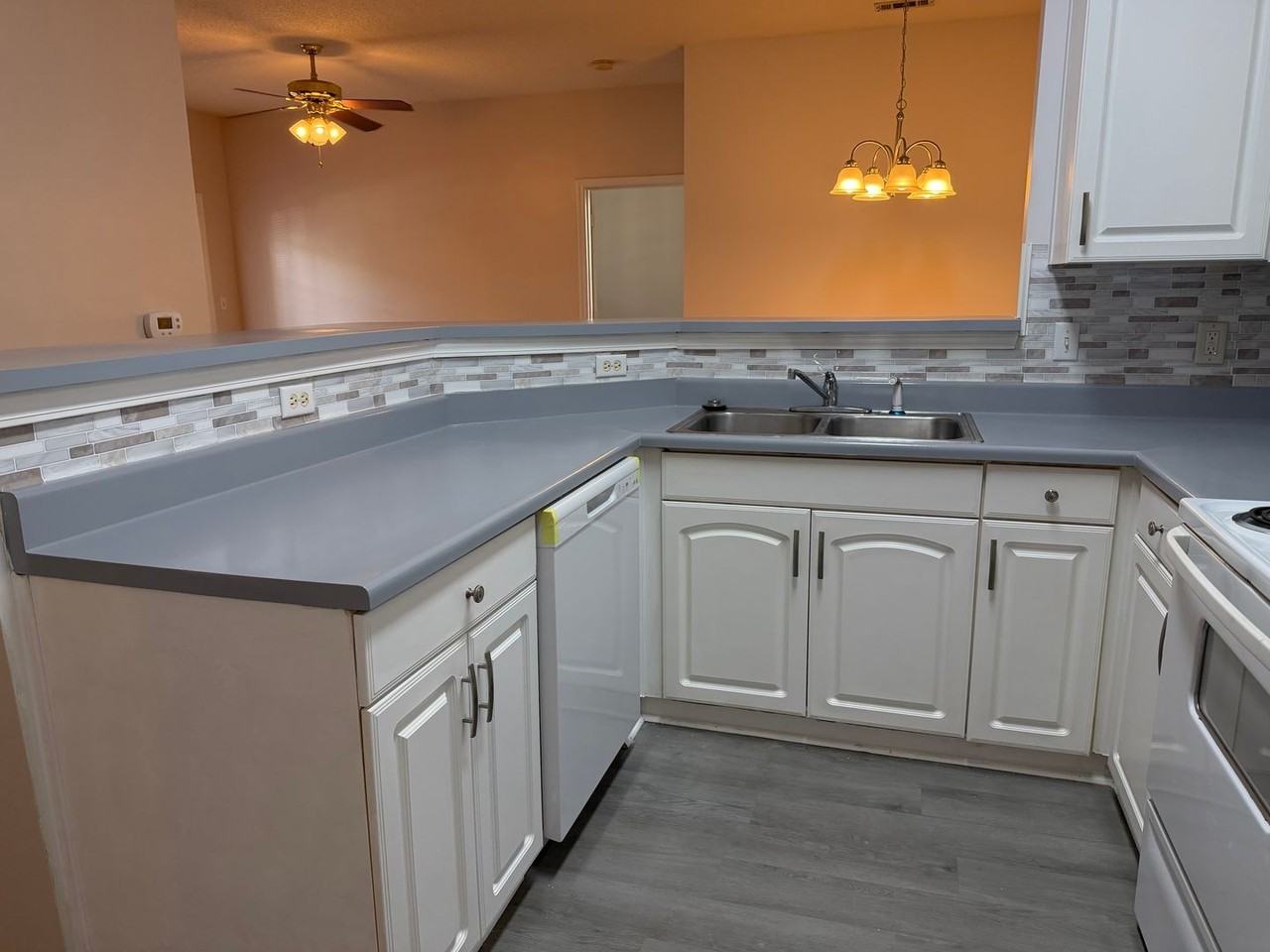 100 Kensington Blvd - Photo 6 of 18