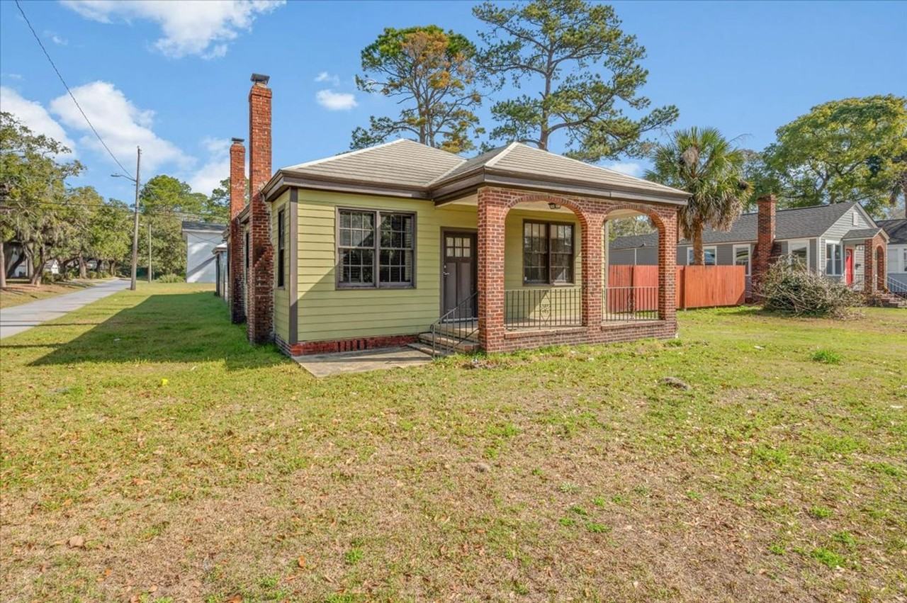 20 W 52nd St - Photo 6 of 27