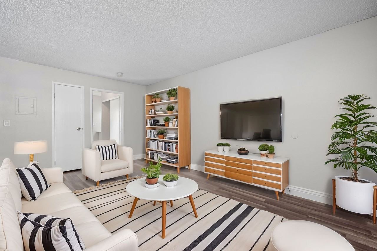 The Atrium - Photo 4 of 21