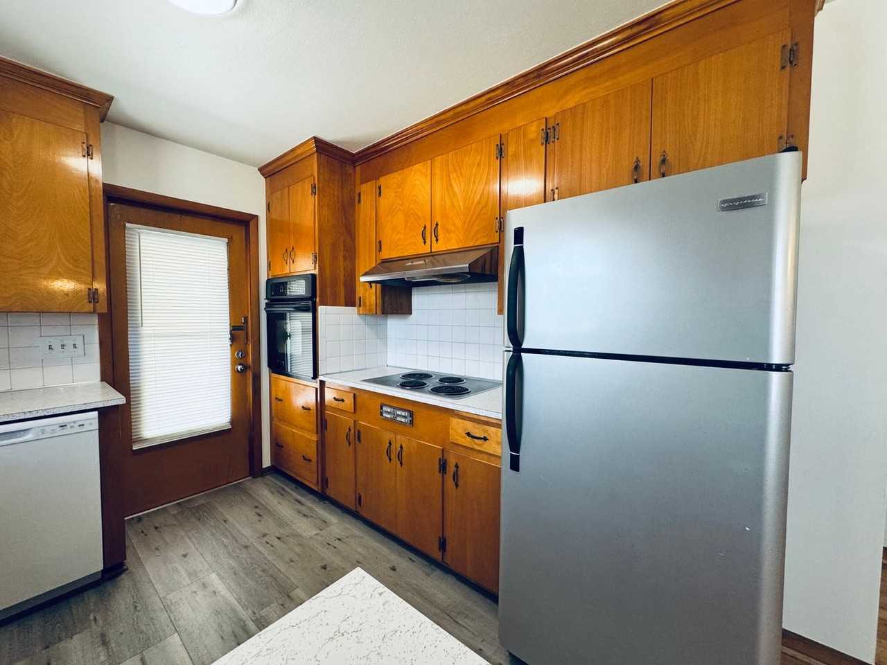 659 Rainbow Forest Dr - Photo 7 of 25