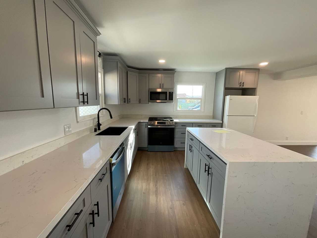 AvenidaDePioPico1017-1019 - Photo 7 of 50