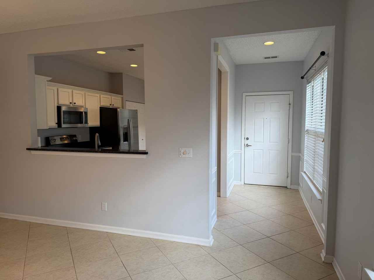 28 Darby Creek Ct - Photo 3 of 31