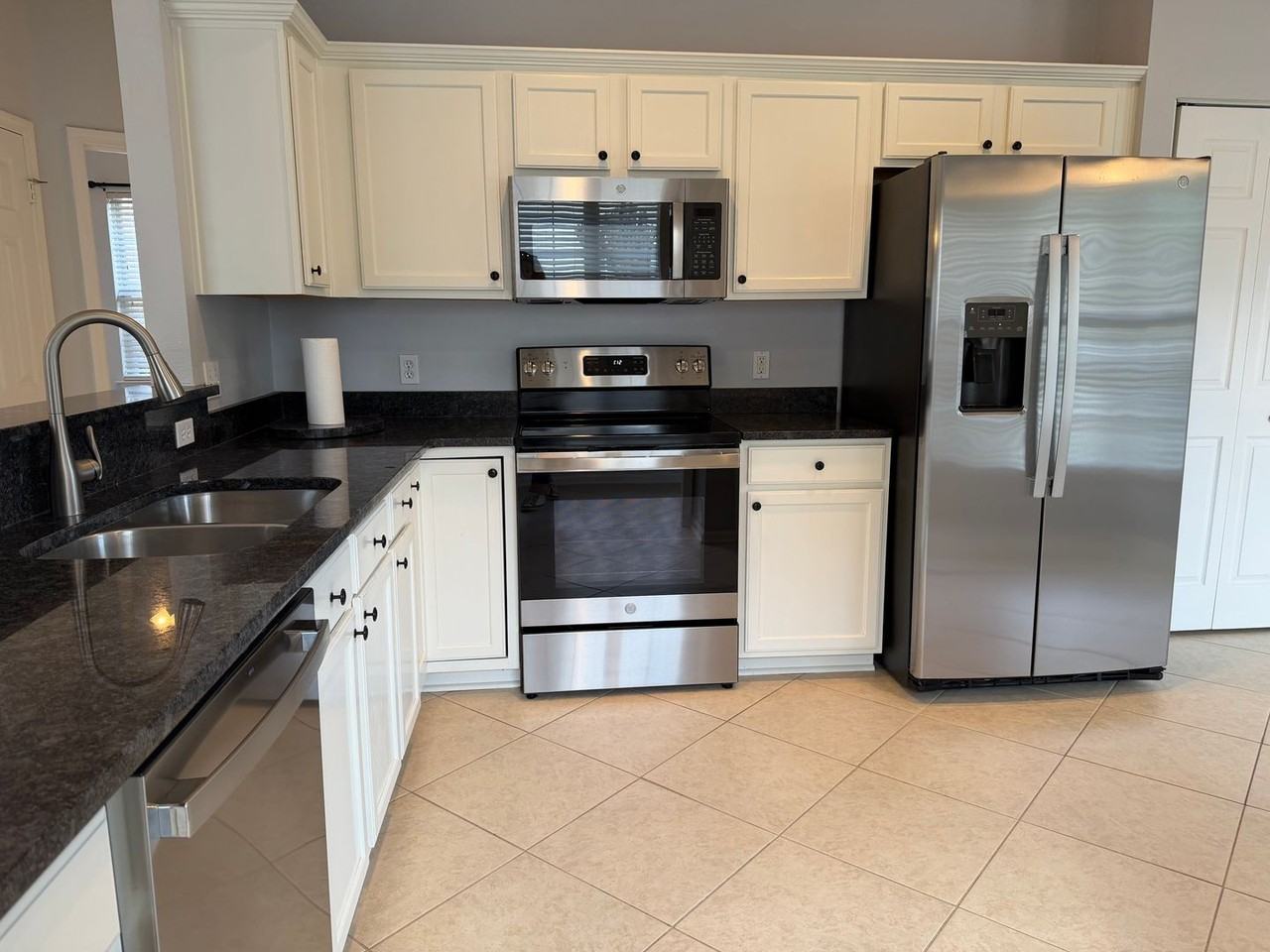 28 Darby Creek Ct - Photo 4 of 31