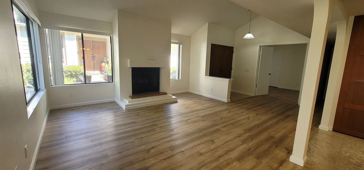 10360 Ridgewater Ln - Photo 6 of 13