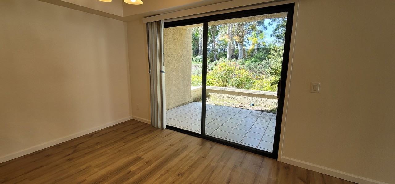 10360 Ridgewater Ln - Photo 7 of 13