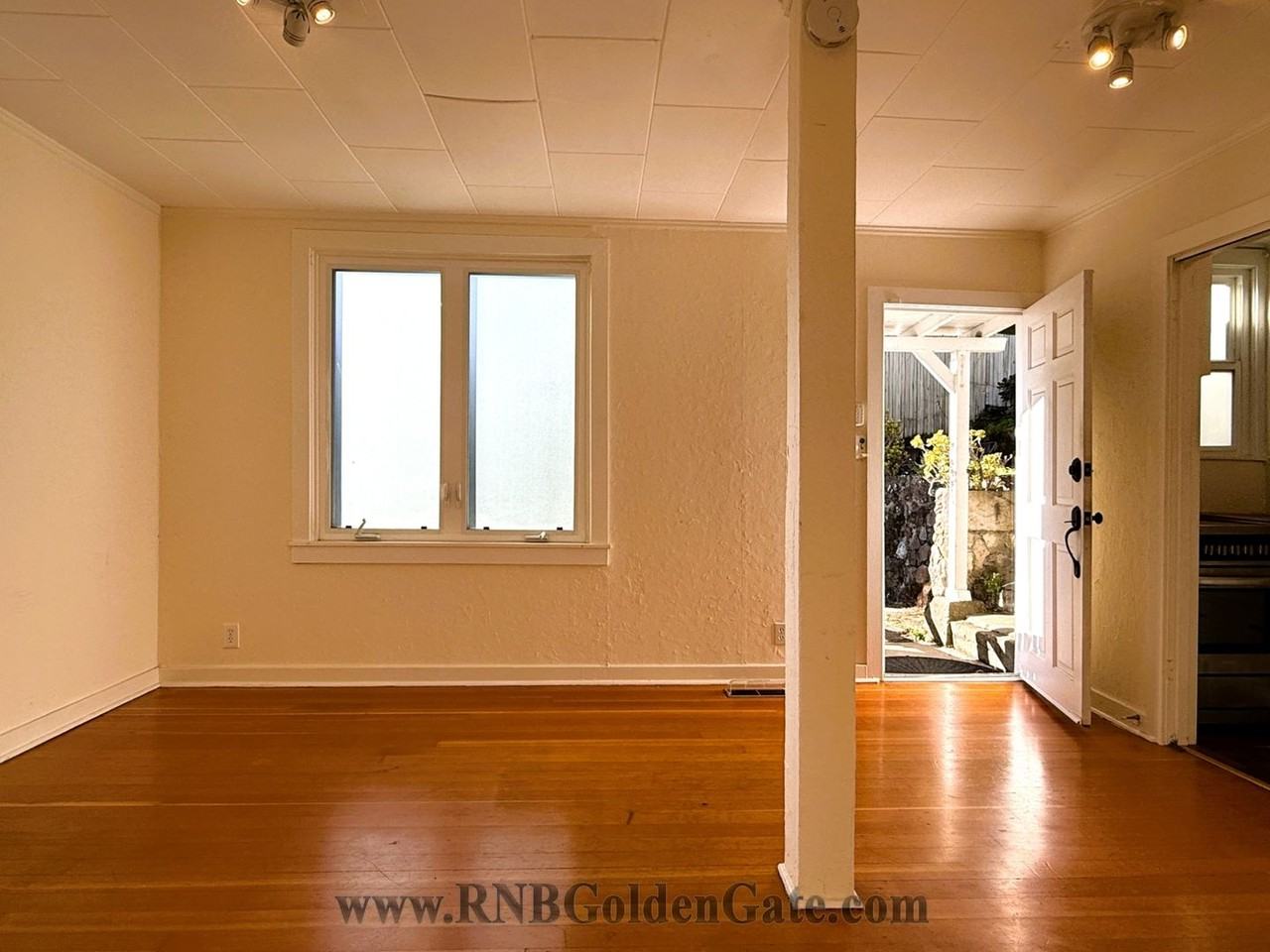 132 Bella Vista Ave #B - Photo 6 of 22