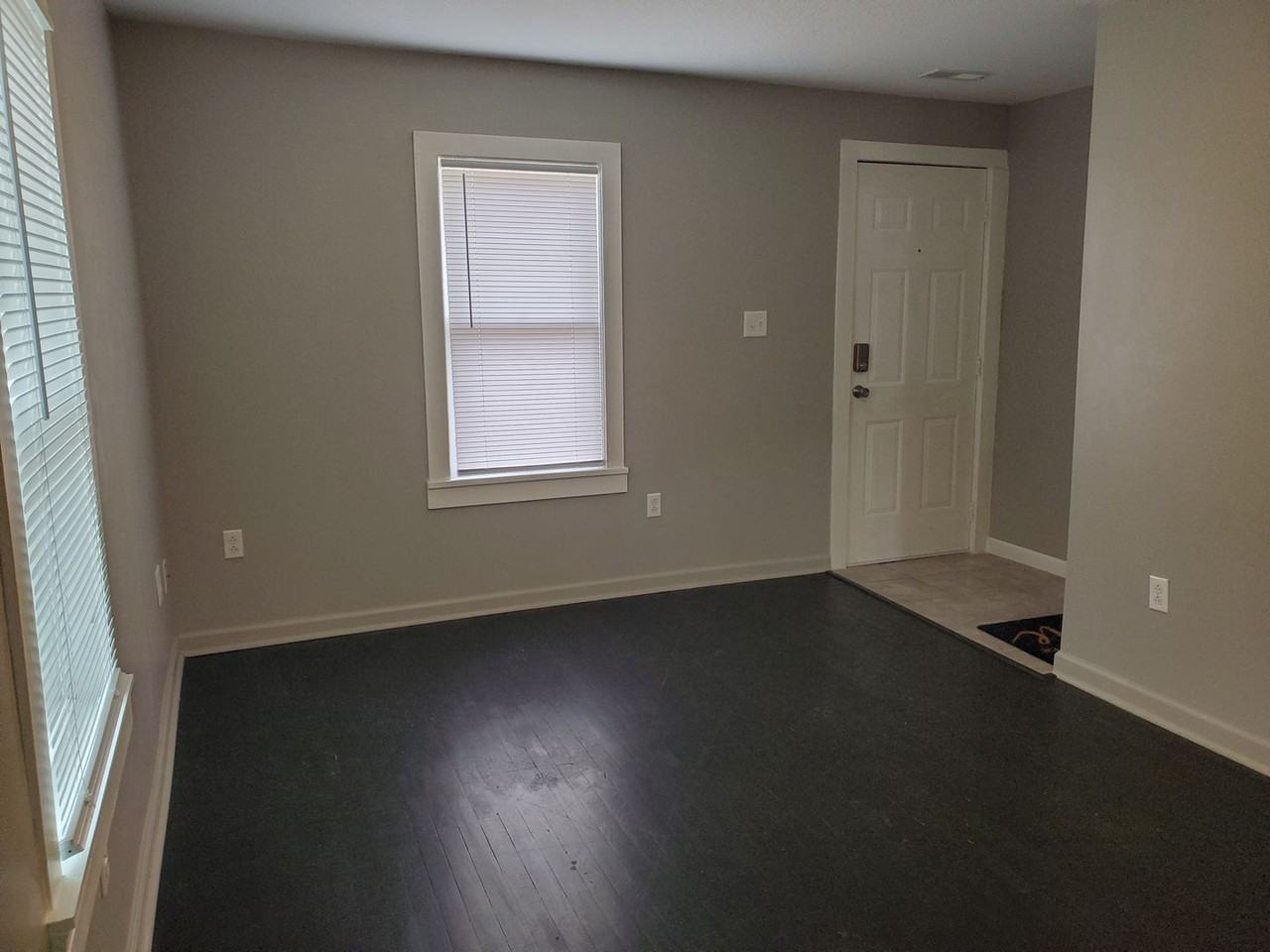 1809 Se 25th St - Photo 4 of 26