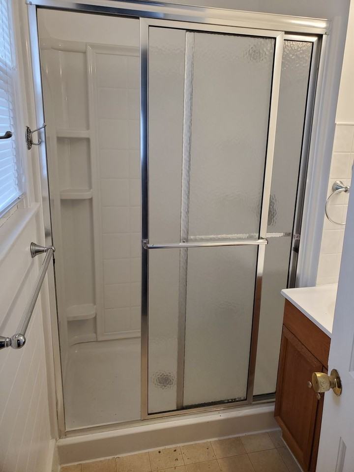 1809 Se 25th St - Photo 5 of 26