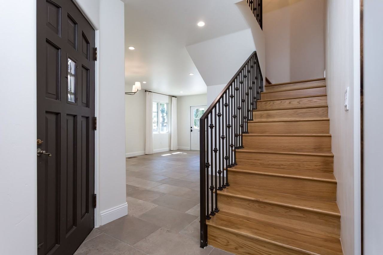 5150 Hastings Rd - Photo 3 of 36