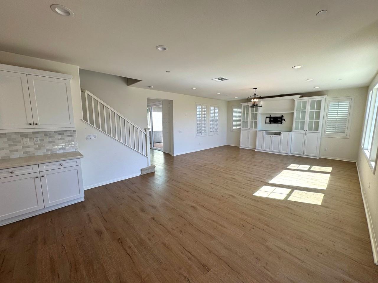 456 Chickasaw St - Photo 3 of 30