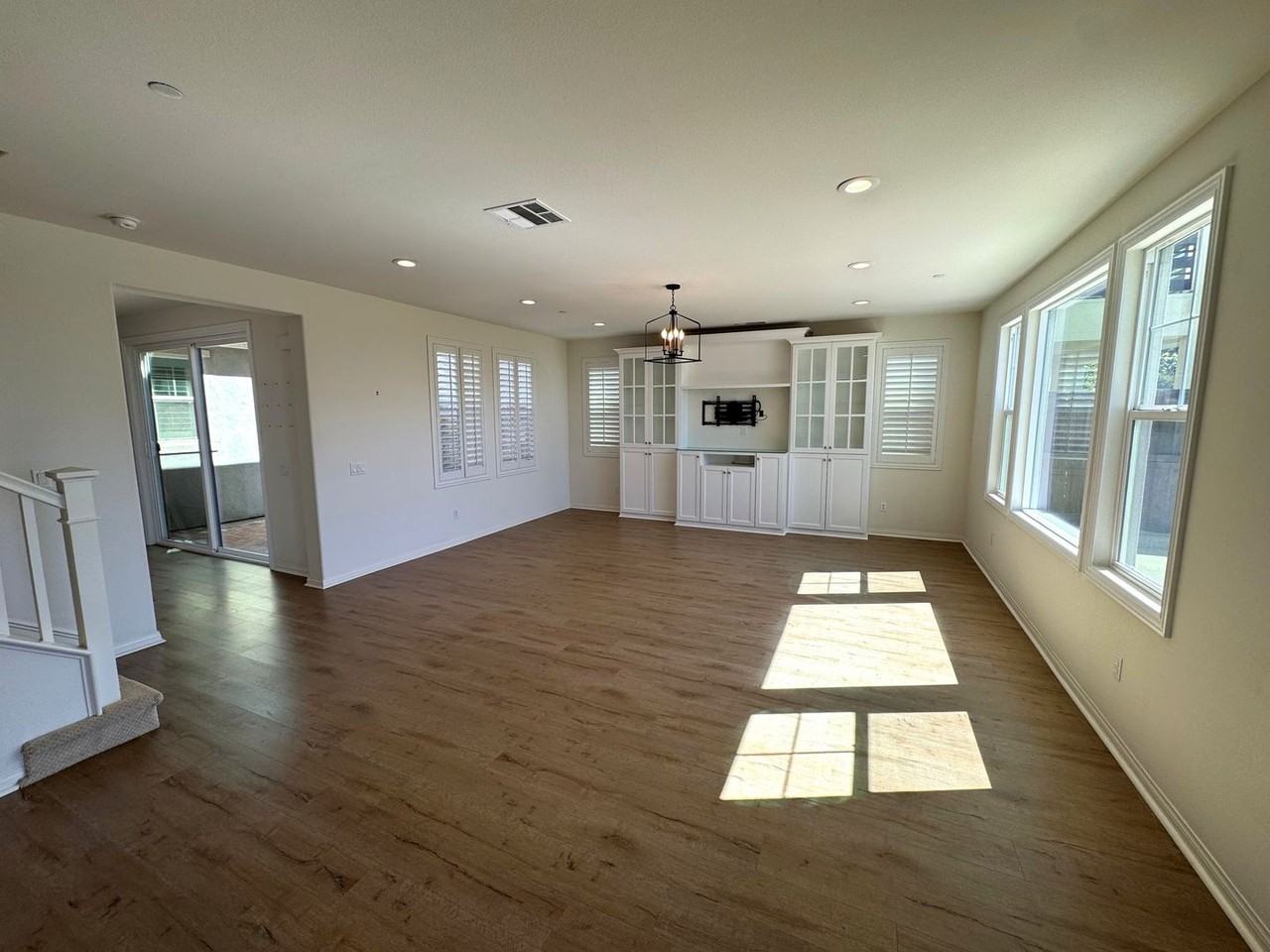 456 Chickasaw St - Photo 4 of 30