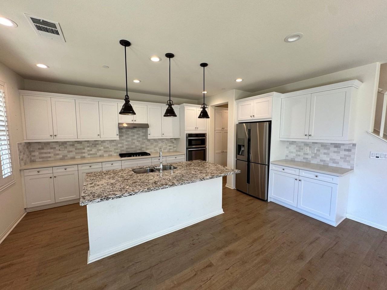 456 Chickasaw St - Photo 5 of 30