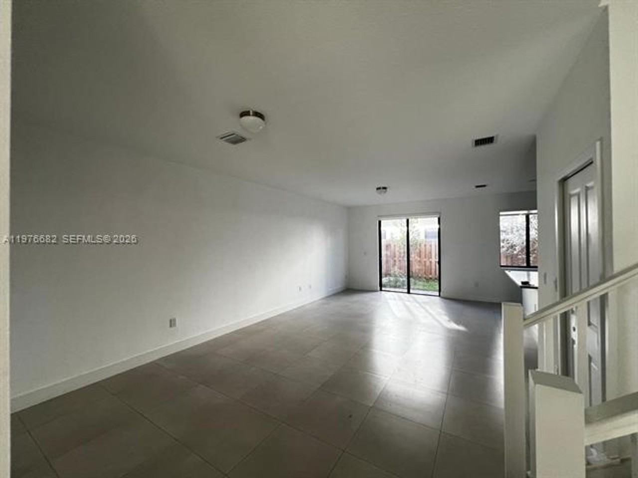 13644 13644 SW 157th Ct th 13644 - Photo 7 of 14