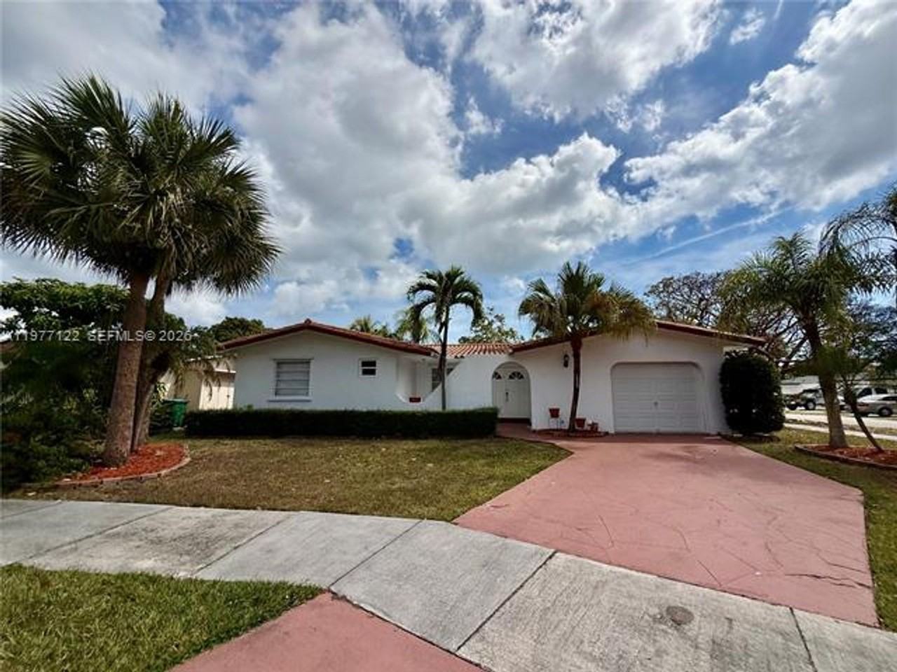 16665 16665 SW SW 93rd Ct - Photo 2 of 23