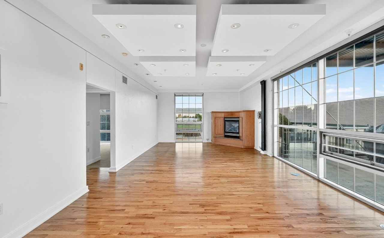 7752 E 4th Ave #2C - Photo 7 of 34