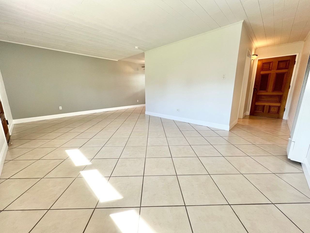 1620 Petaluma Ave - Photo 6 of 25