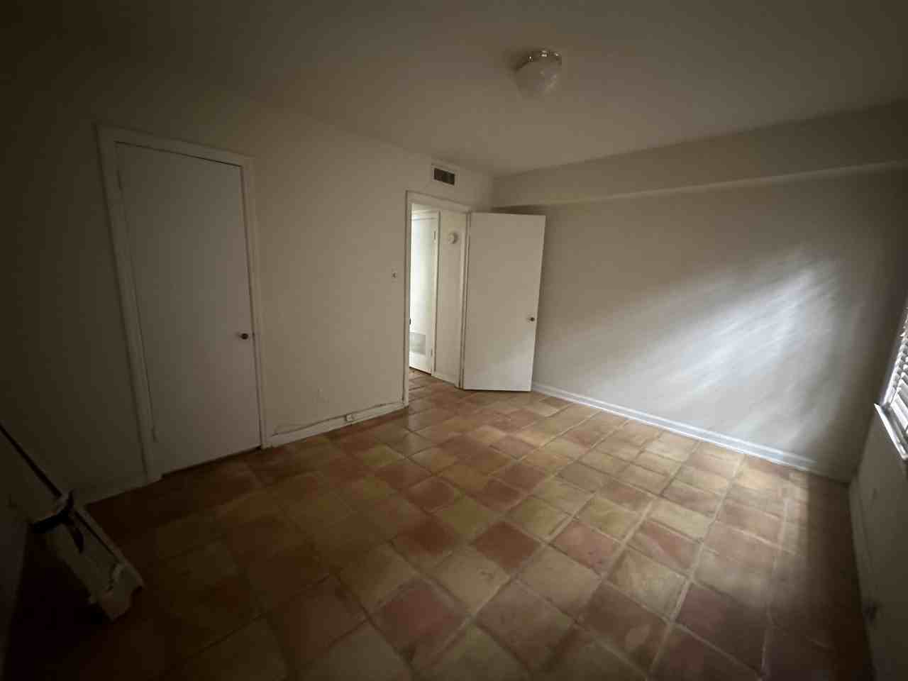 1928 North Blvd #01 - Photo 6 of 10