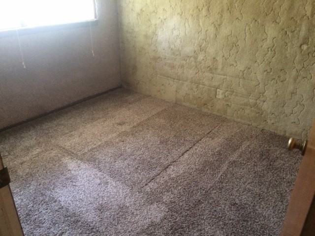 627 E 8th St #627 - Photo 2 of 8