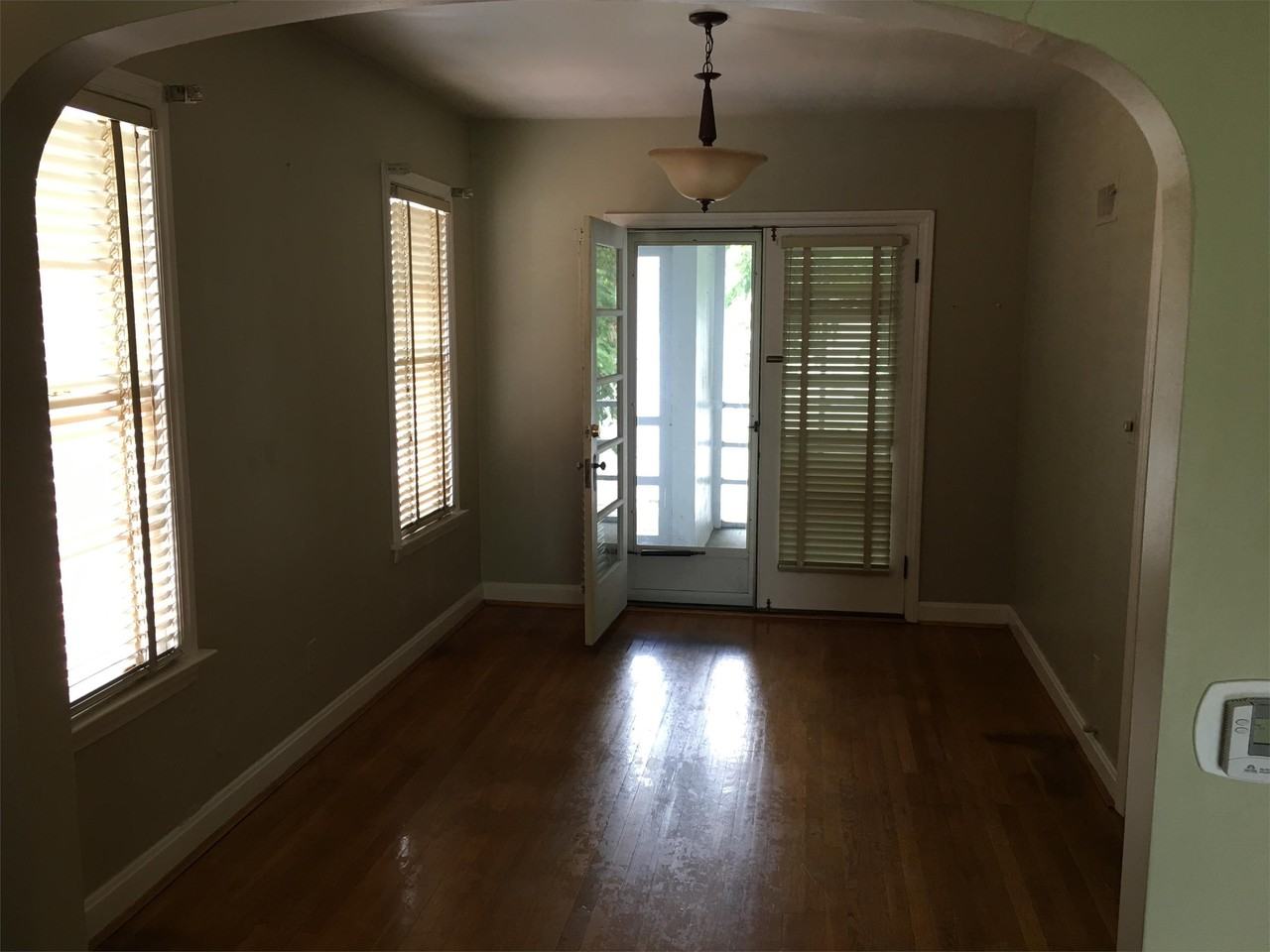 1206 8th St - Photo 2 of 11