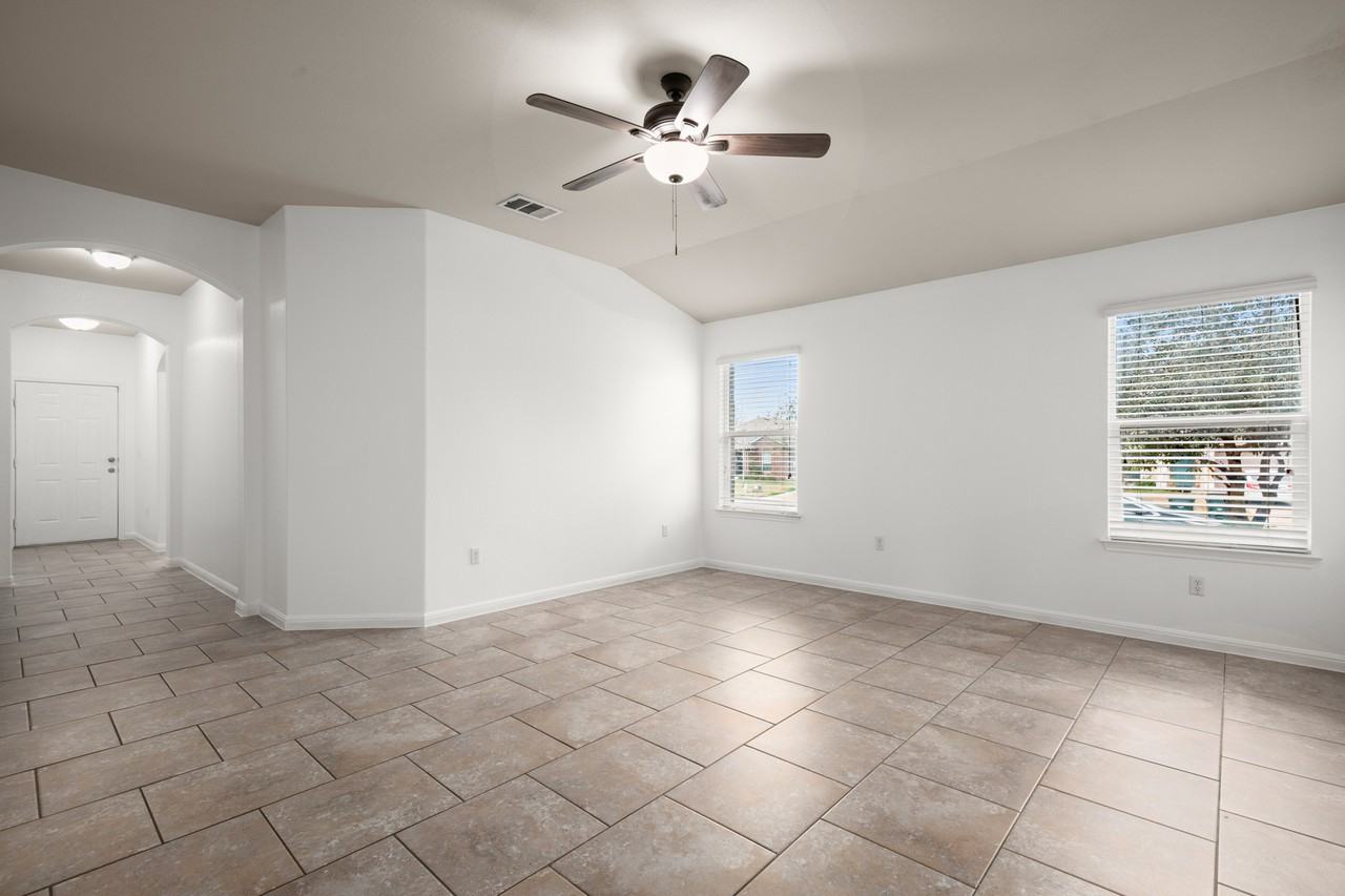 101 Song Sparrow Cv - Photo 4 of 22