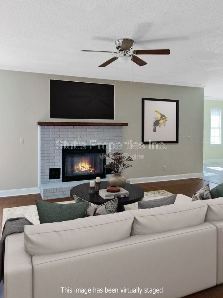 97 N Bailey Springs Dr - Photo 2 of 26