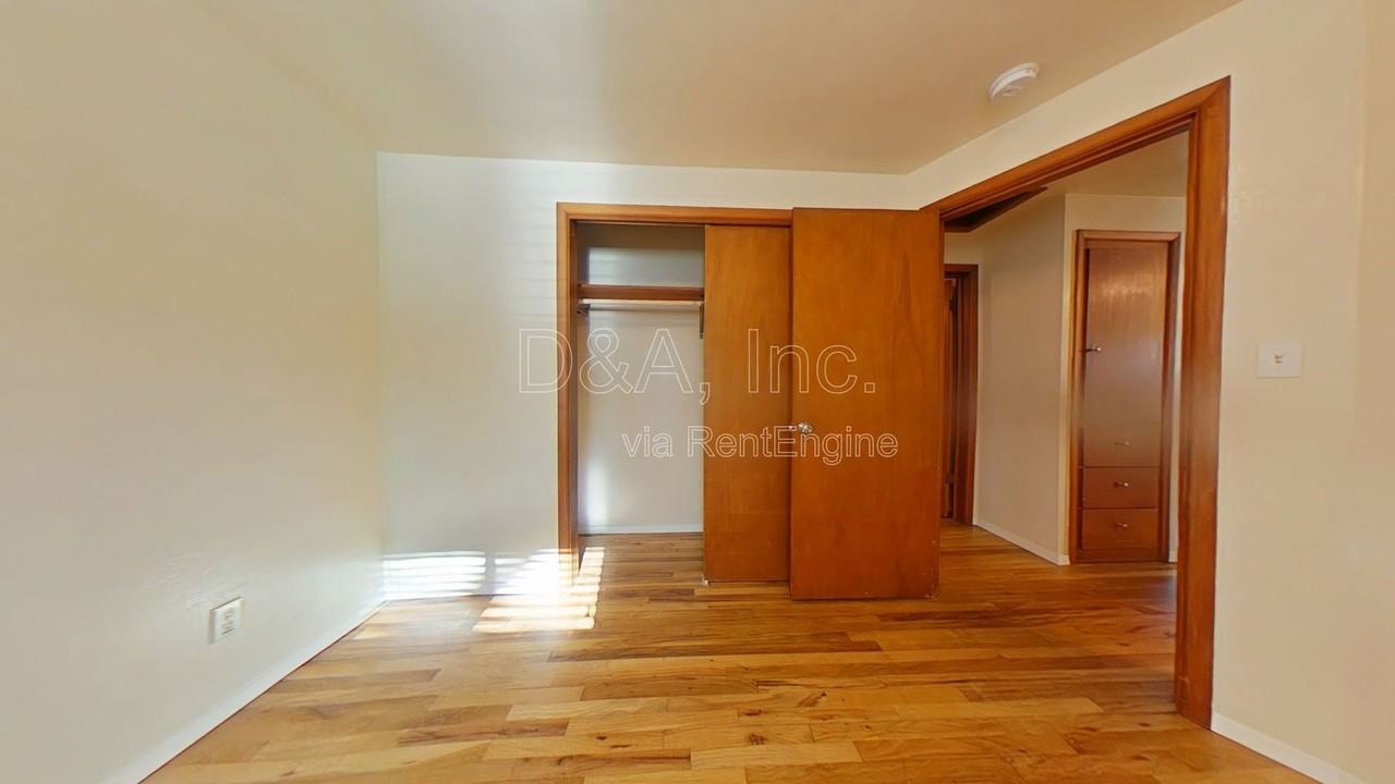 2240 Nw Grant Ave - Photo 6 of 14