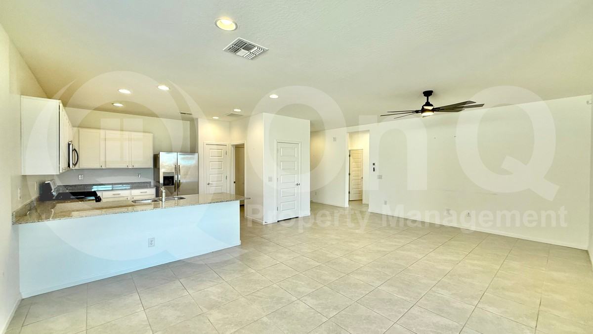 3468 E Ridley Rd - Photo 6 of 16