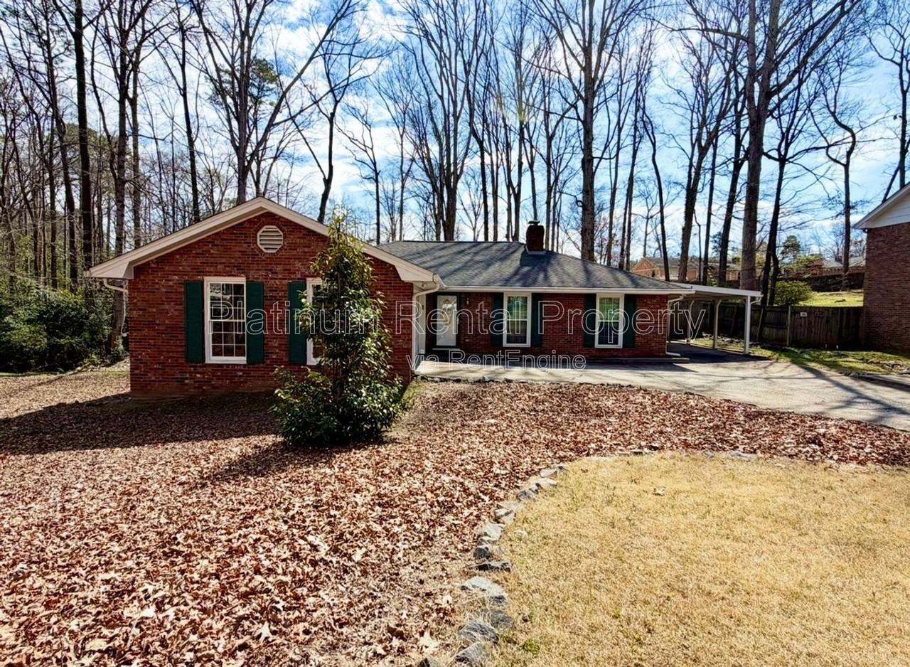 2396 Hidden Ln - Photo 2 of 28