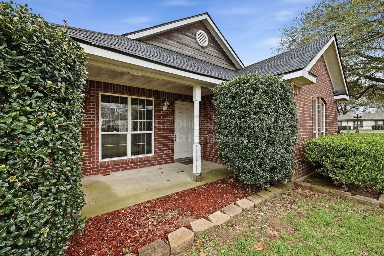 2418 Loy Lake Rd - Photo 4 of 24