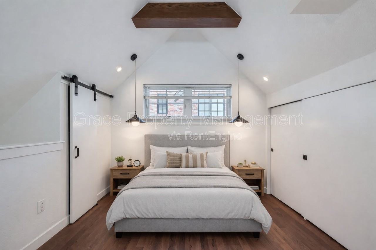 1308 1/2 S Grant St - Photo 7 of 15