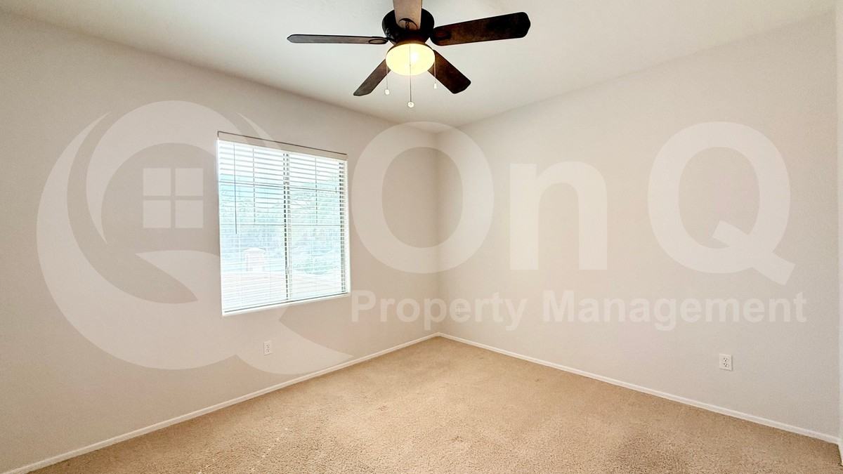 20914 N Barberry Ln - Photo 4 of 20