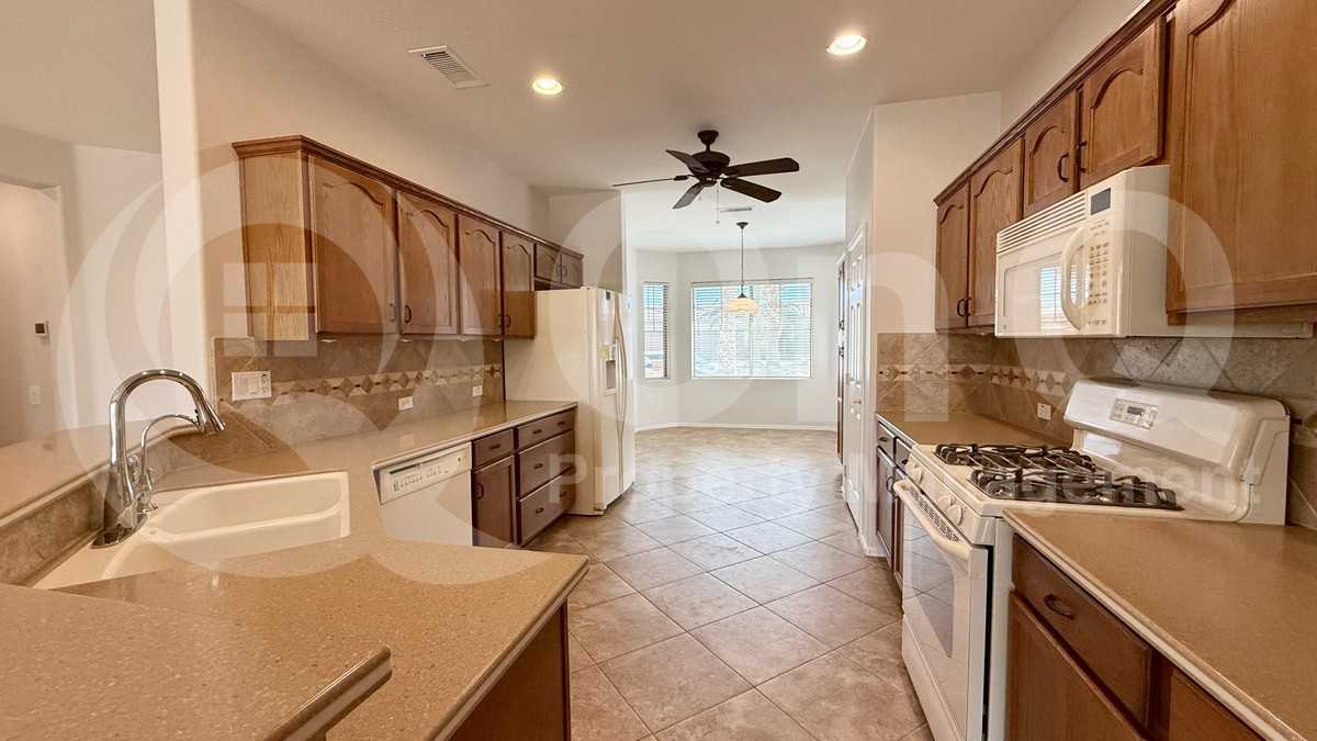 20914 N Barberry Ln - Photo 6 of 20