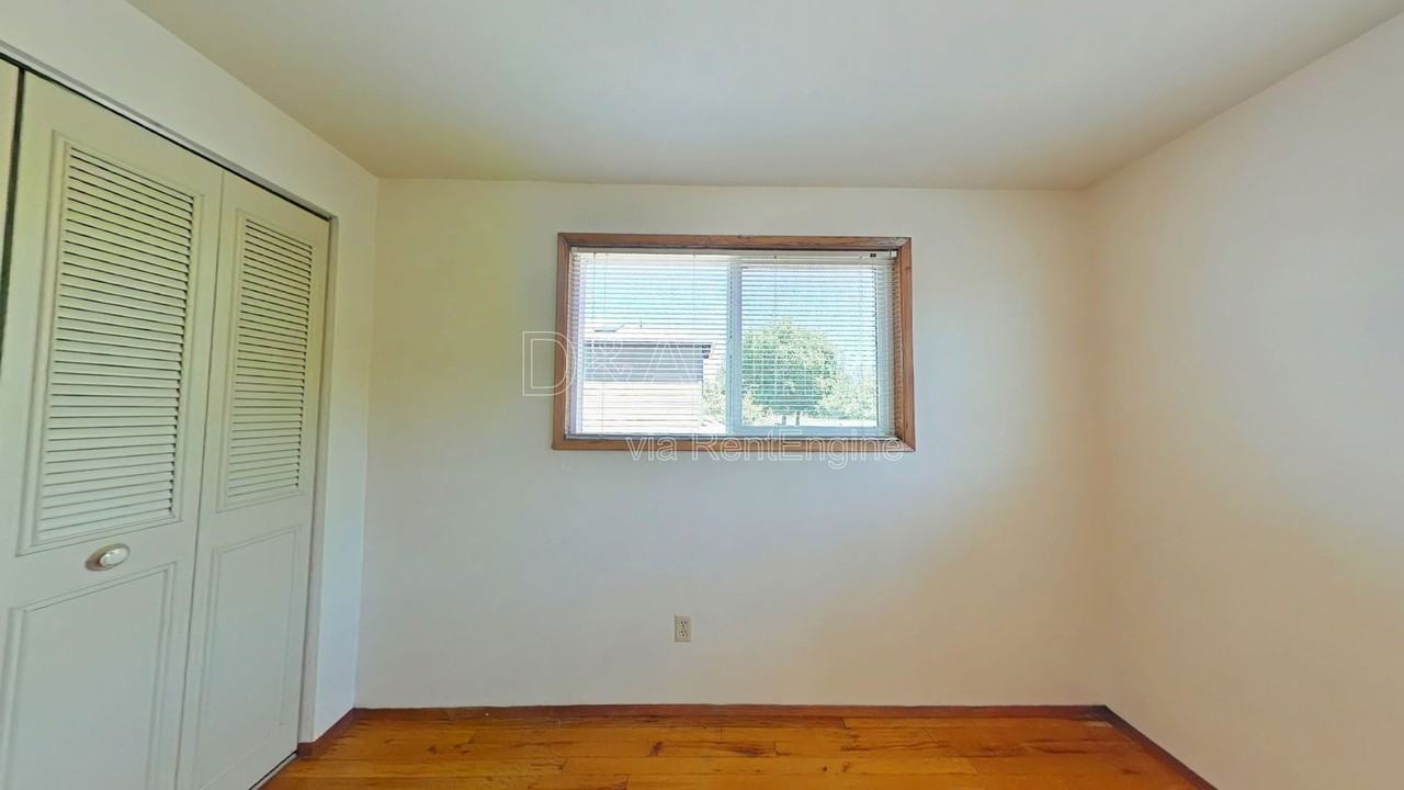 1482 Nw 20th St - Photo 7 of 13