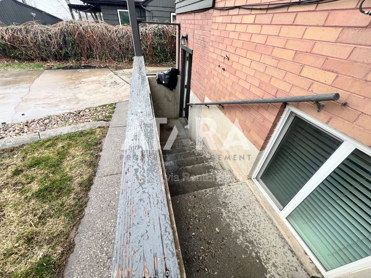 2360 E Bryan Ave - Photo 5 of 21