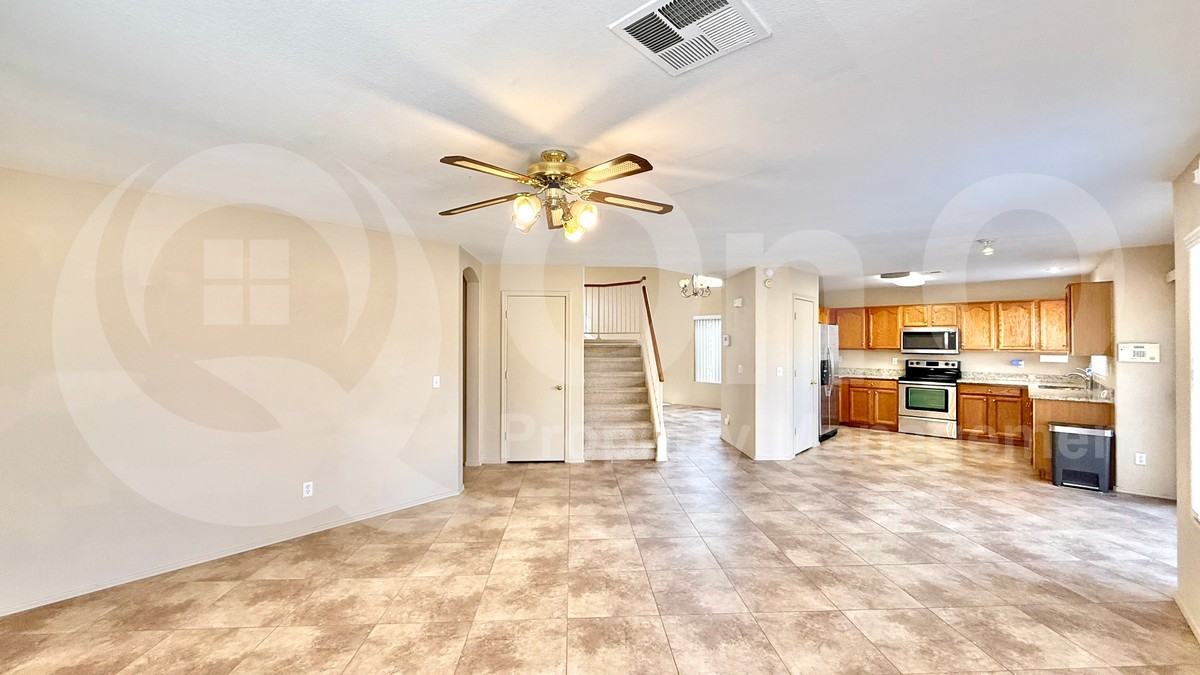 17605 N 2nd Ave - Photo 6 of 23