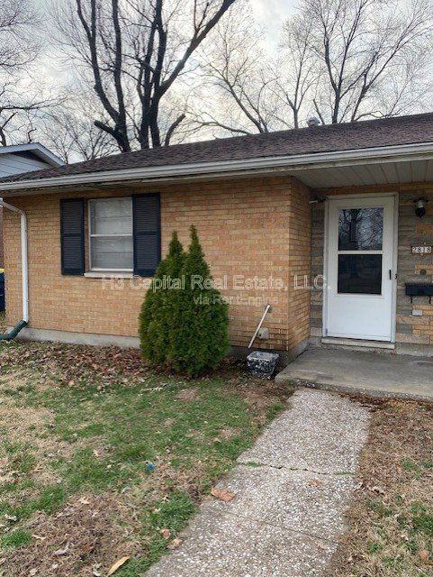 2818 Yale Dr - Photo 2 of 17