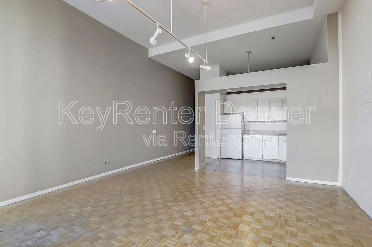 720 16th St #404 - Photo 4 of 16