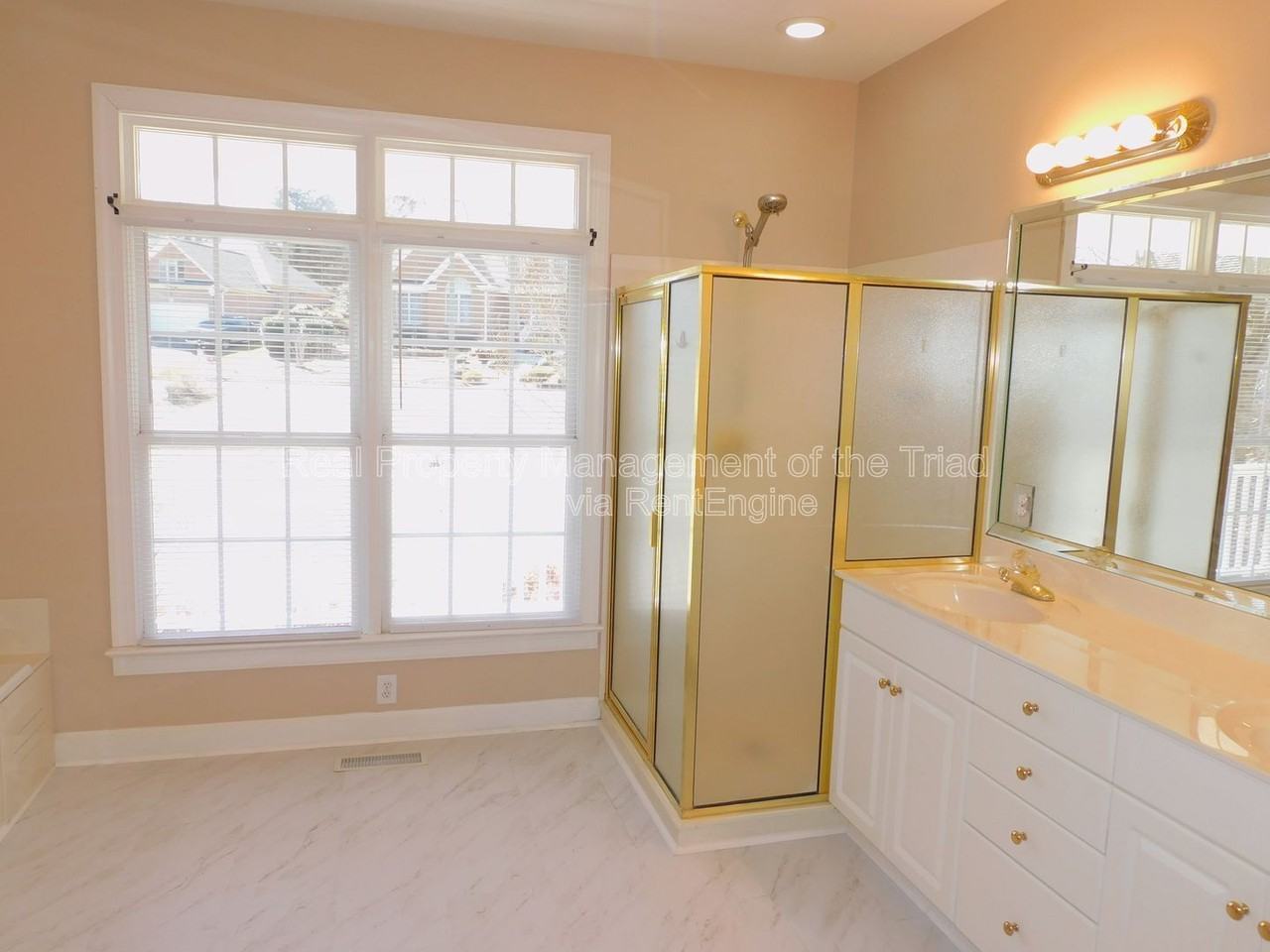 4108 Stillbrook Ln - Photo 6 of 43