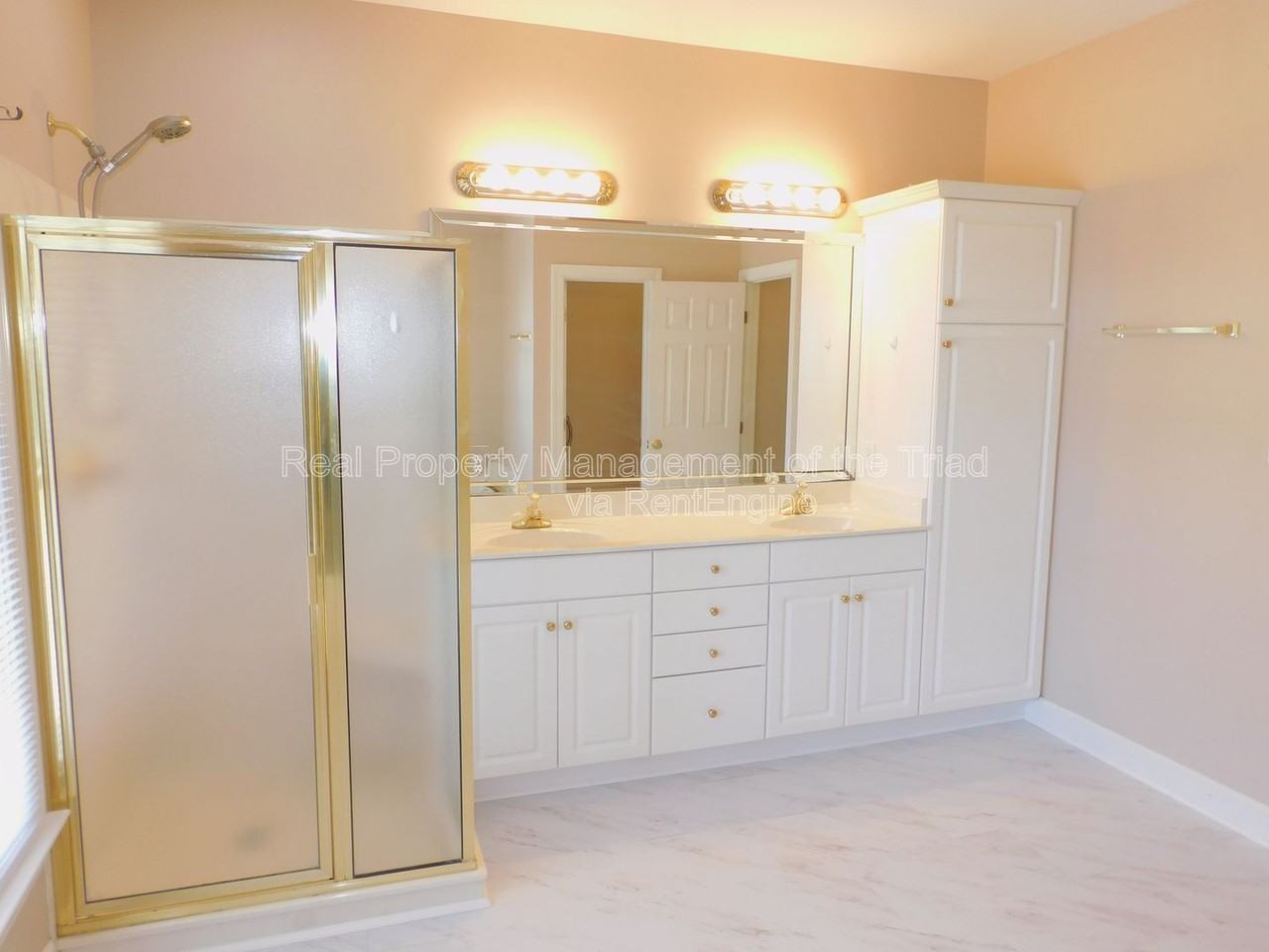 4108 Stillbrook Ln - Photo 7 of 43