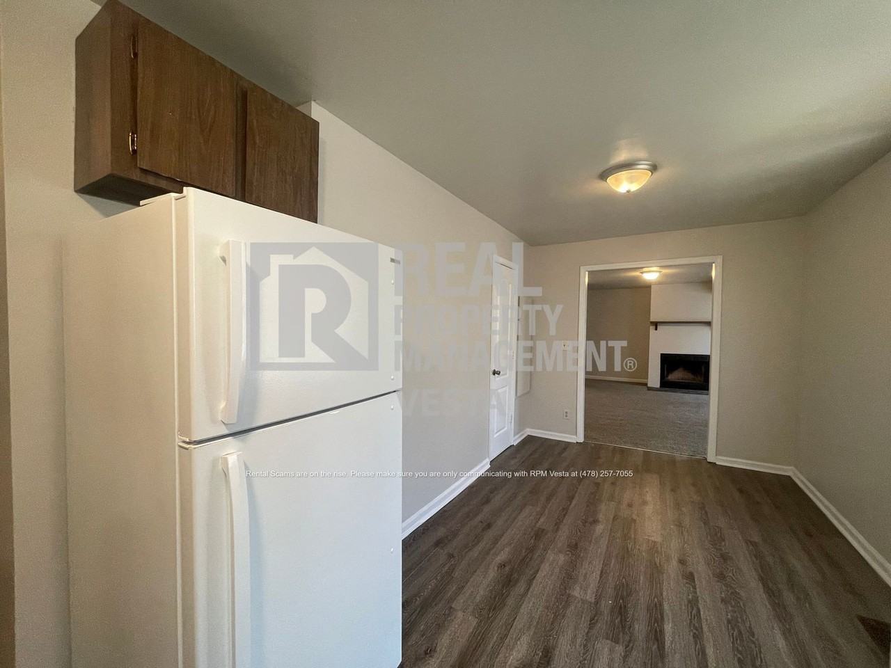 634 Maplewood Dr - Photo 5 of 17